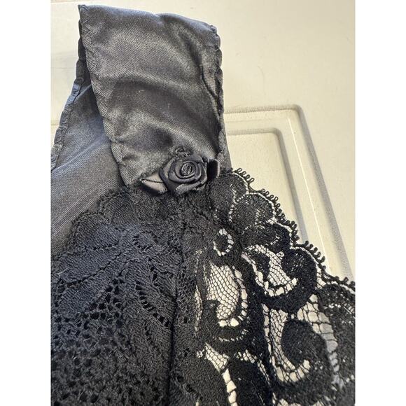 Vintage CINE STAR Black Nightgown Slip Dress Lace Accents Size Medium - Picture 3 of 9